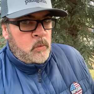 Meet your Posher, Larry